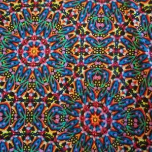 LuLaRoe TC Leggings - kaleidoscope pattern!